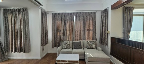 4 bedrooms House for sale in Pattaya, Chonburi, Eastern Thailand, Thailand № 73987 7