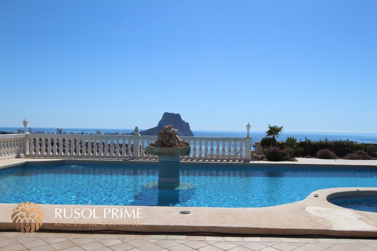 6 bedrooms Villa in Calpe, Spain No. 1514