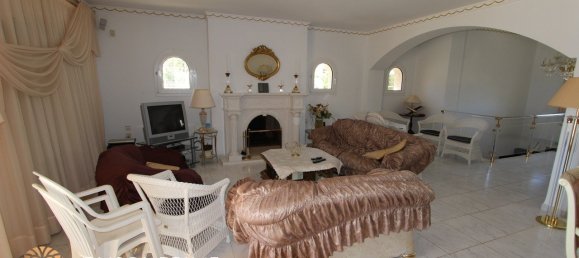 6 bedrooms Villa in Calpe, Spain No. 1514 2