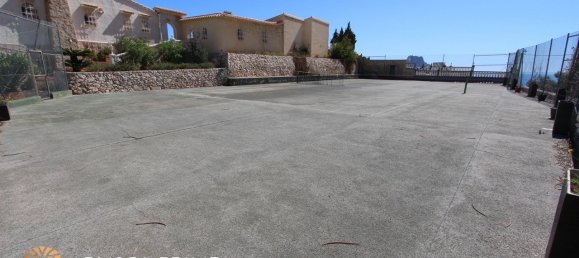 6 bedrooms Villa in Calpe, Spain No. 1514 13
