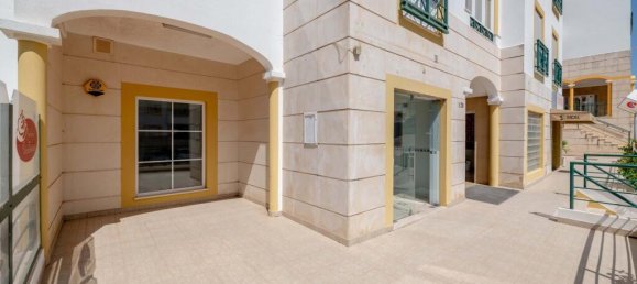 128m² Commercial property in Lagos, Portugal No. 303030 2