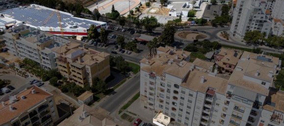 128m² Commercial property in Lagos, Portugal No. 303030 4