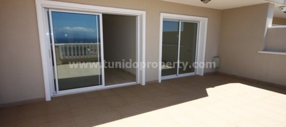 2 غرف نوم شقة في Acantilado De Los Gigantes, Spain رقم 716 16