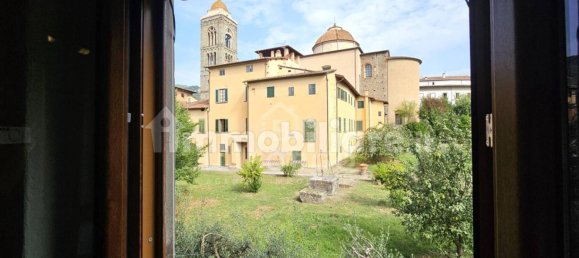 Apartamento de 2 dormitorios en Pescia, Italy No. 348969 29