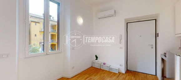 Studio à Milan, Italy No. 277034 2