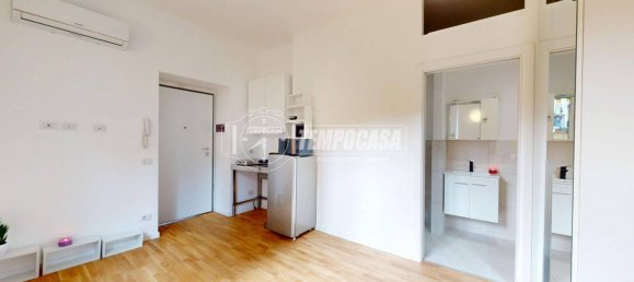 Studio à Milan, Italy No. 277034 8