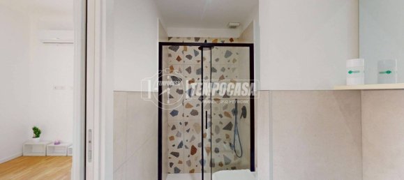 Studio à Milan, Italy No. 277034 10