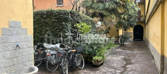 Studio à Milan, Italy No. 277034 13