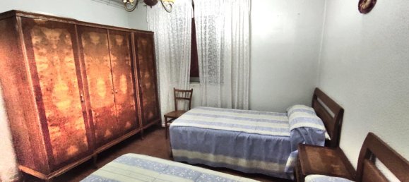 4 bedrooms Townhouse in Chozas de Abajo, Spain No. 76877 11