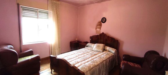 4 bedrooms Townhouse in Chozas de Abajo, Spain No. 76877 16