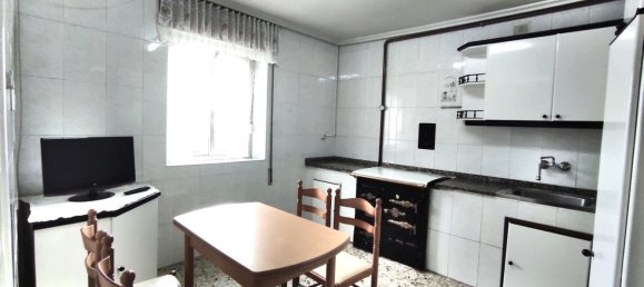4 bedrooms Townhouse in Chozas de Abajo, Spain No. 76877 7