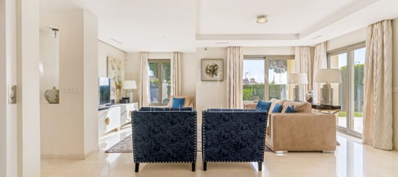 Villa de 5 dormitorios en Marbella, Spain No. 64408 15