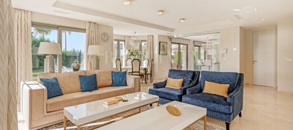 Villa de 5 dormitorios en Marbella, Spain No. 64408 4