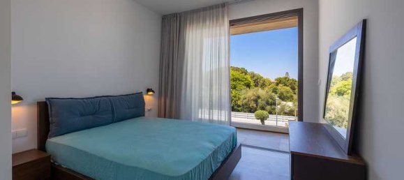 4 bedrooms House in Chloraka, Cyprus No. 7693 13