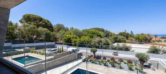 4 bedrooms House in Chloraka, Cyprus No. 7693 11