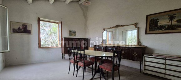 4 bedrooms House in Nocciano, Italy No. 39729 36