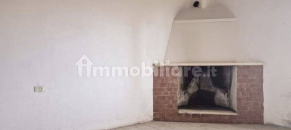 4 bedrooms House in Nocciano, Italy No. 39729 13