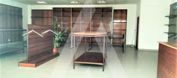 100m² Commercial property in Pombal, Portugal No. 75591 4