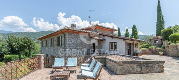 6 bedrooms House in Reggello, Italy No. 271499 9