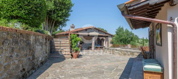 6 bedrooms House in Reggello, Italy No. 271499 14