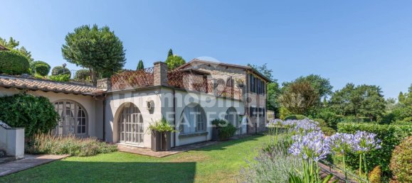 6 bedrooms House in Reggello, Italy No. 271499 4