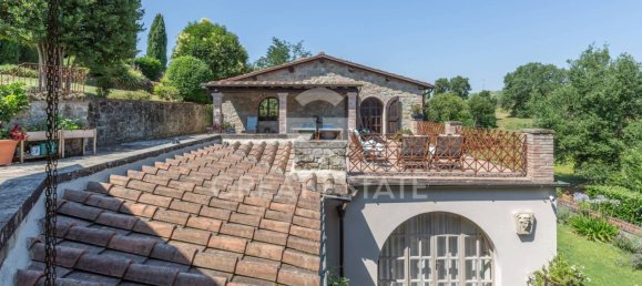 6 bedrooms House in Reggello, Italy No. 271499 5