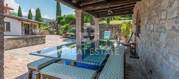 6 bedrooms House in Reggello, Italy No. 271499 8