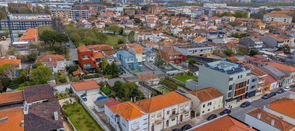 9 chambres Maison à Porto, Portugal No. 172099 9