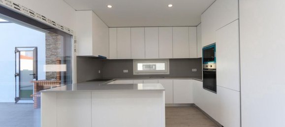 3 Schlafzimmer Villa in Setubal, Portugal, Nr. 130899 4