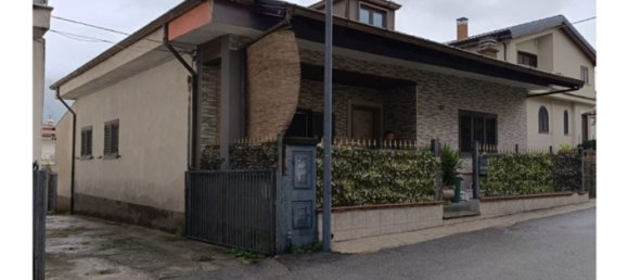 6 rooms Apartment in Montesano sulla Marcellana, Italy No. 77544 2