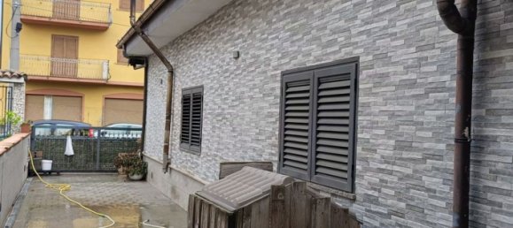 6 rooms Apartment in Montesano sulla Marcellana, Italy No. 77544 4