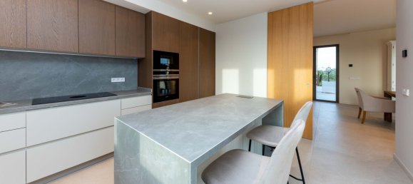 Дом с 5 спальнями в Сантаньи, Испания № 54908 11