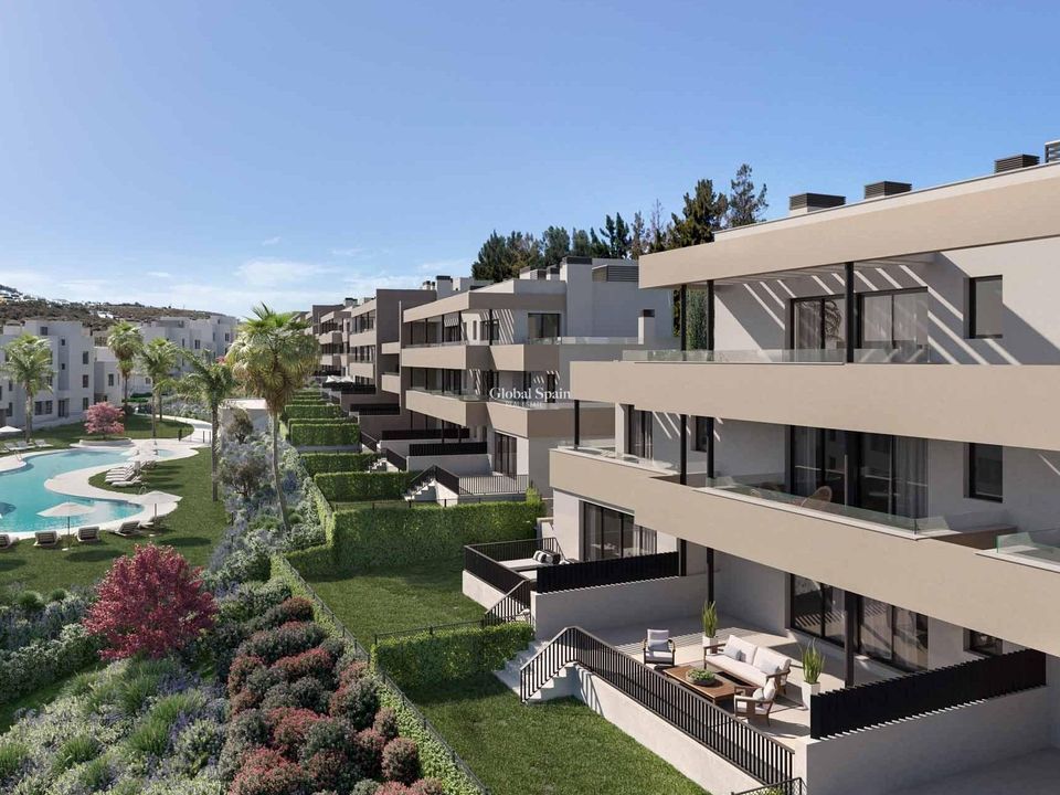 2 bedrooms Apartment in Casares, Spain No. 189585