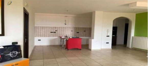 2 bedrooms Apartment in Cerisano, Italy No. 186050 2