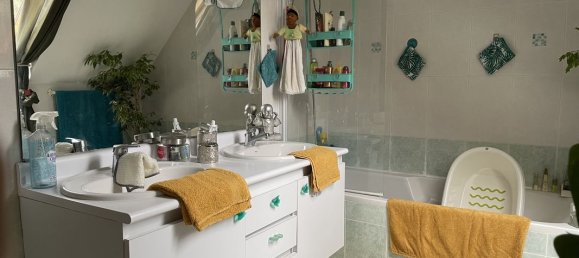 4 bedrooms House in Guerard, France No. 176503 11