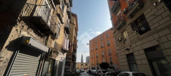30m² Commercial property in Naples, Italy No. 352569 2