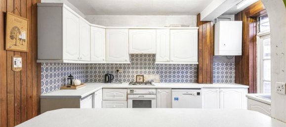 4 bedrooms House in Totteridge, United Kingdom No. 6710 6