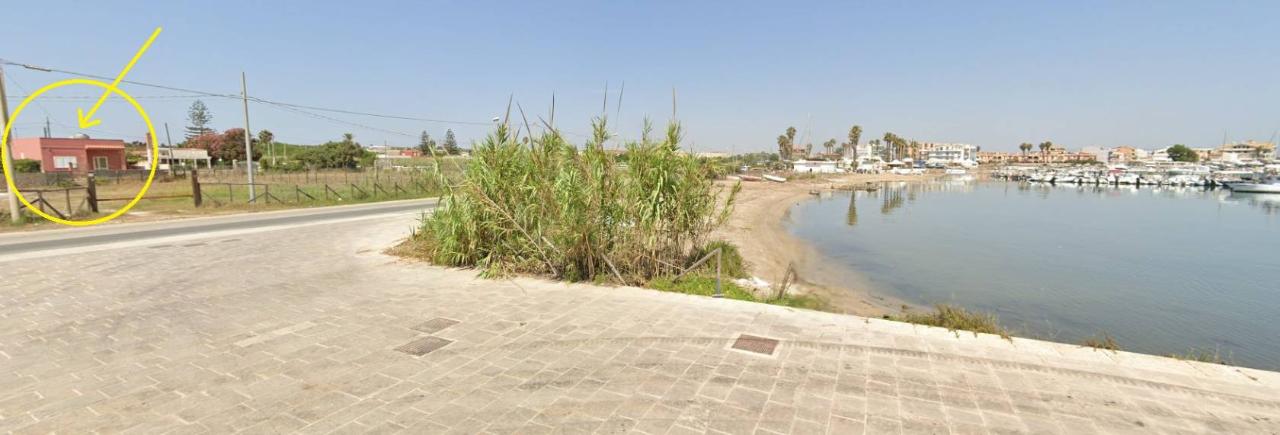 Villa de 5 habitaciónes en Pachino, Italy No. 111492