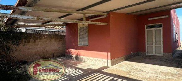 Villa de 5 habitaciónes en Pachino, Italy No. 111492 4