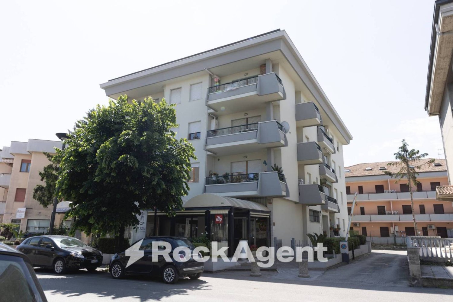 Apartamento T2 em Alba Adriatica, Italy N.º 345366