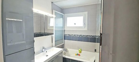 2 bedrooms Apartment in Chambourcy, France No. 140082 11