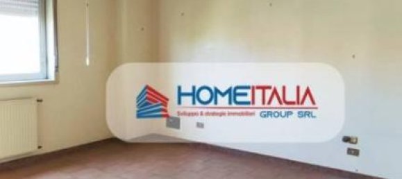 4غرفة شقة في Palermo, Italy رقم 37229 96