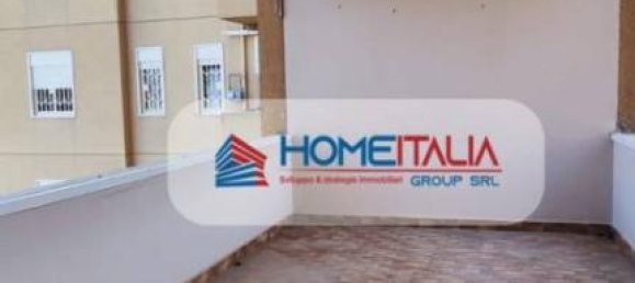 4غرفة شقة في Palermo, Italy رقم 37229 101