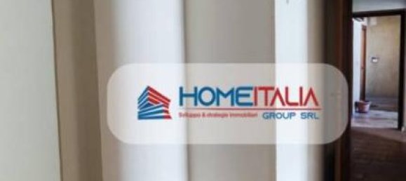 4غرفة شقة في Palermo, Italy رقم 37229 82