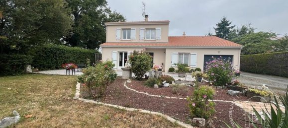 4 Schlafzimmer Haus in Bressuire, France, Nr. 306948 8