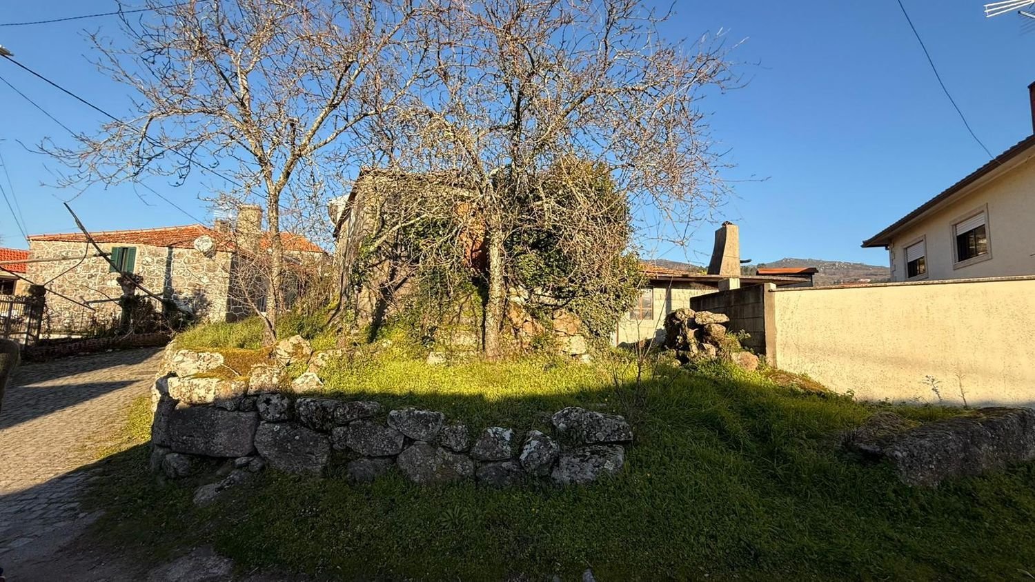 2 bedrooms House in Resende, Portugal No. 190367