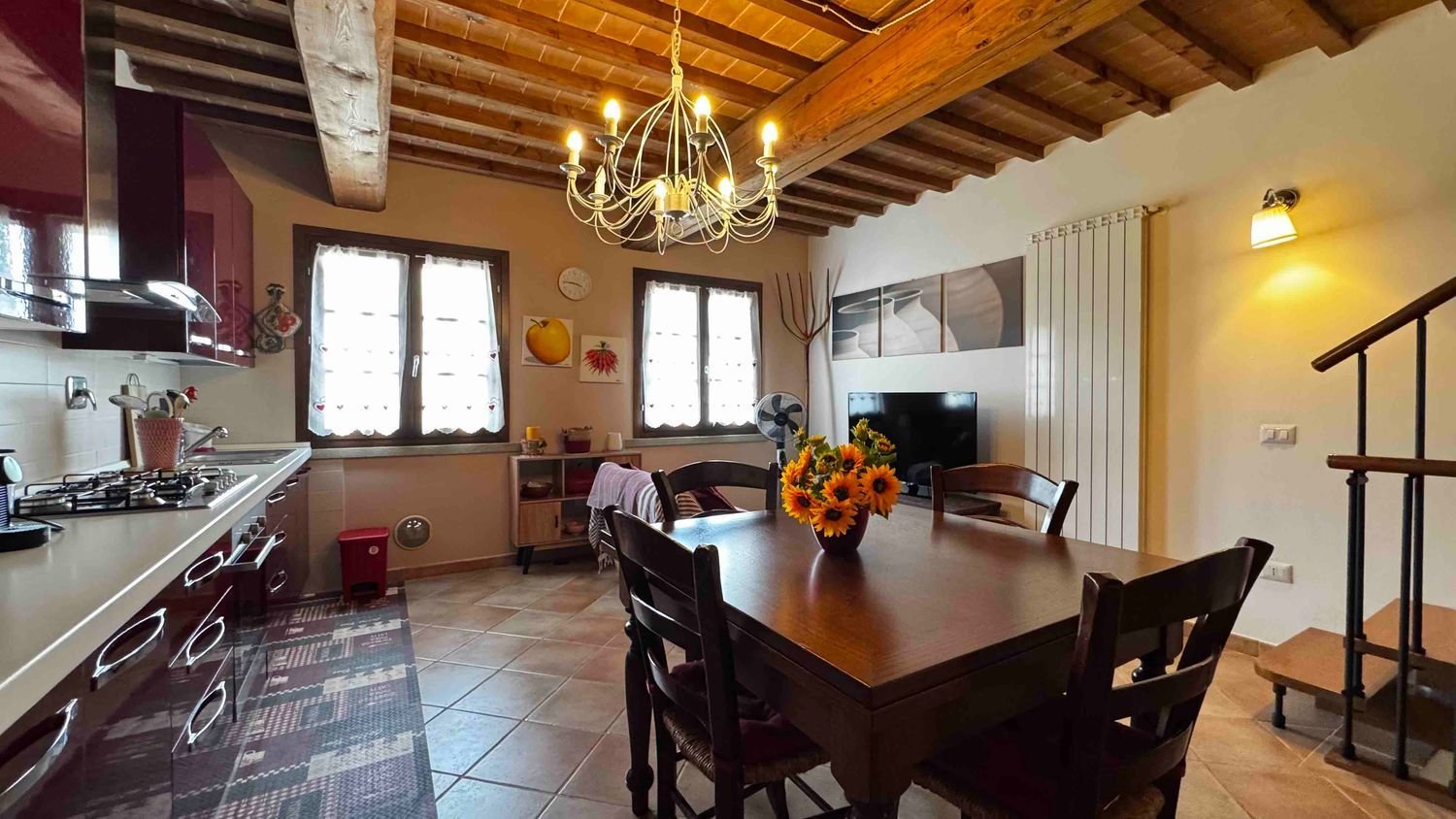 4 Schlafzimmer Doppelhaus in Monteverdi Marittimo, Italy, Nr. 403136