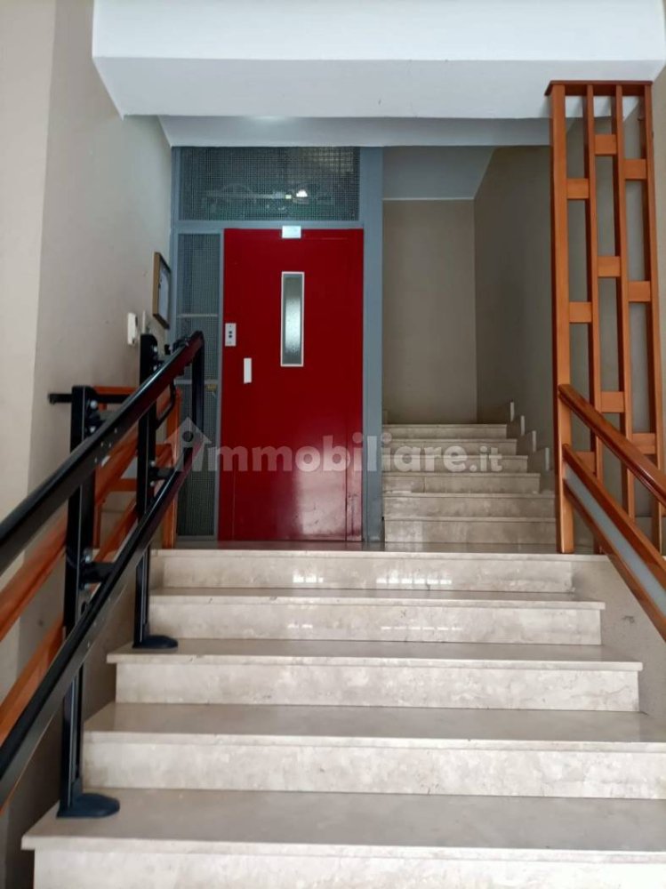 3 rooms Apartment in Messina, Italy No. 367554