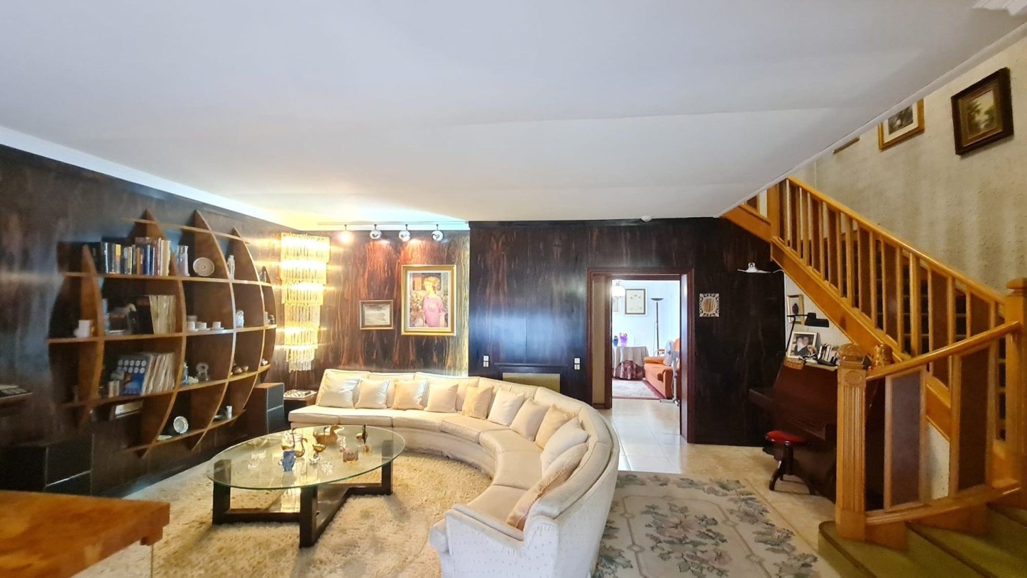 4 bedrooms House in Elda, Spain No. 263806