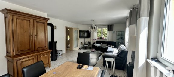 3 bedrooms House in Lutzelbourg, France No. 327624 2